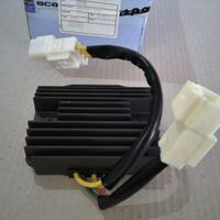 REGOLATORE DI TENSIONE VESPA LIBERTY MP3 PIAGGIO 6