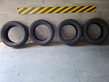 Gomme Pirelli 4 stagioni 225 55r17 101Y
