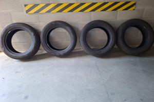 Gomme Pirelli 4 stagioni 225 55r17 101Y