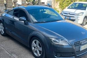 Audi TT anno 2008 2.0 turbo benzina 200cv 