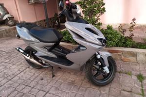 Yamaha aerox