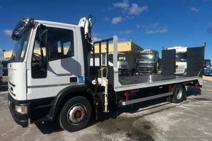 Iveco EUROCARGO 120e18 gru e carrellone
