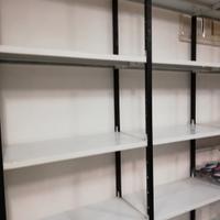 scaffalatura ad incastro