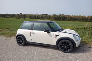 Mini Cooper 1600  benzina 120cv