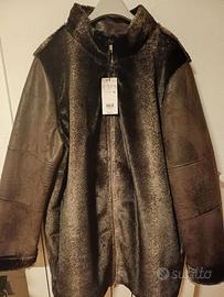 giacca da donna con inserti in pelliccia sintetica