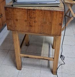 Attrezzature per macelleria: ceppo