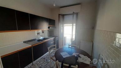 Ampio trilocale con balcone
