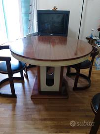  tavolo di legno tondo