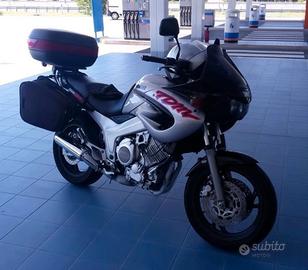 Yamaha TDM 850