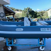 Gommone 4.70 con motore 25 hp 4 tempi