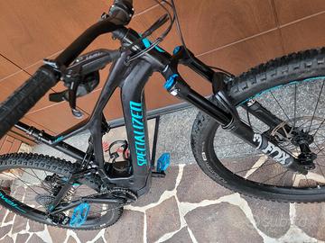 EMTB TURBO LEVO E OHLINS FORCELLA RX 36  