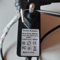 Alimentatore 5V per apparato elettronico ignoto