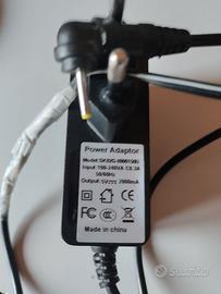 Alimentatore 5V per apparato elettronico ignoto