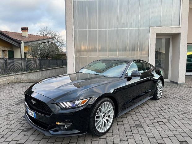FORD Mustang Fastback 2.3 UFFICIALE ITALIANA IN