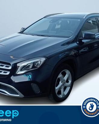 Mercedes-Benz GLA 200 D SPORT AUTO