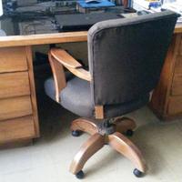 Scrivania  "ministeriale"