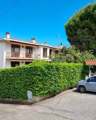 Appartamento di 95 m² con 4 locali e box auto a Pi