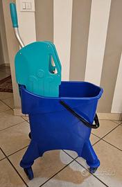 Set secchio e strizzatore professionale