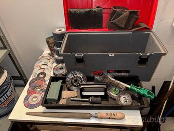 Attrezzi piccoli lavorazione acciaio INOX