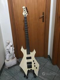 Basso B. C. Rich Warlock signature.