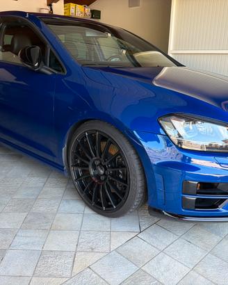 Volkswagen Golf MK7R 4motion DSG