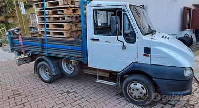 Autocarro Bremach 3S 35q