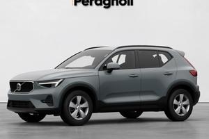 VOLVO XC40 B3 ESSENTIAL AUTOMATICA
