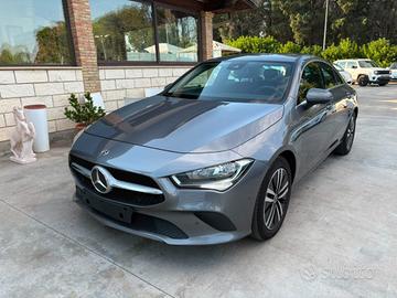 MERCEDES-BENZ CLA 200 d