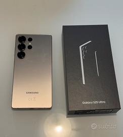 Samsung S25 Ultra 512 GB pari al nuovo +  Watch 5