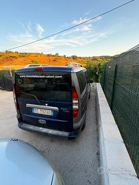 Fiat Doblo 5 Posti