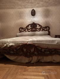 Camera da letto in legno massello