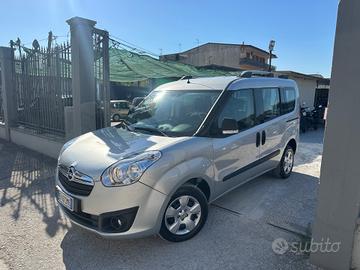 Opel Combo Tour 1.6 Diesel 90 Cv 2014 Vettura 5 Po