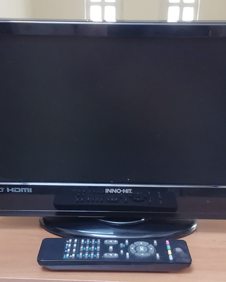 TV 14 pollici con telecomando