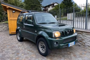 Suzuki Jimny AUTOVETTURA ridotte/gancio traino