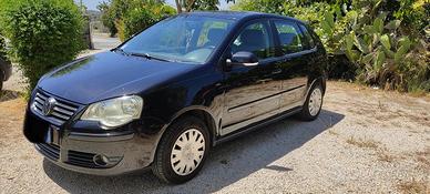 VOLKSWAGEN POLO 2005 1.4 BENZINA