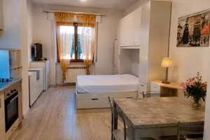 Monolocale-Firenze Isolotto-arrdato