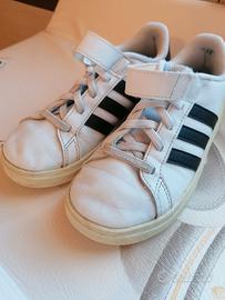 Scarpe Adidas n. 31