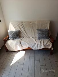 divano in legno a 3 posti 