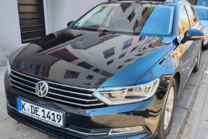 Volkswagen Passat Variant tetto panoramico Keyless