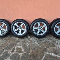  4 cerchi originali Audi con gomme invernli