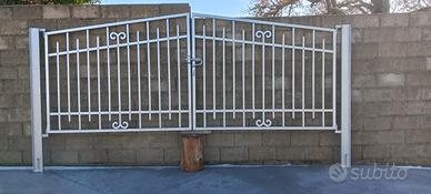 CANCELLO IN FERRO ZINCATO