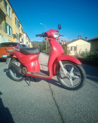 aprilia scarabeo 50 come nuovo