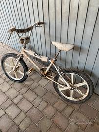 BMX.  Completa
