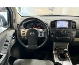 Nissan Navara 2.5 dCi 190CV 4 porte Double Cab Spo