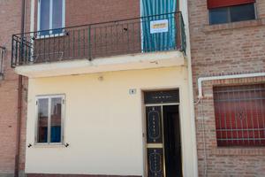 Gualdo - Porzione di casa con garage e terreno