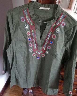 Casacca donna verde ricamata