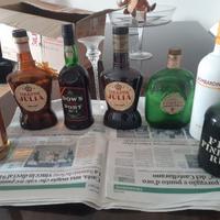 Vecchie bottiglie di liquore anni 60/70 sigillate