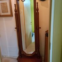 specchiera a pavimento 