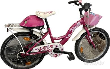 Bici Bambina 20" "Flora" con cambio+Casco OMAGGIO
