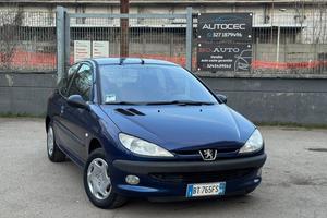 Peugeot 206 1.1 5p. XR